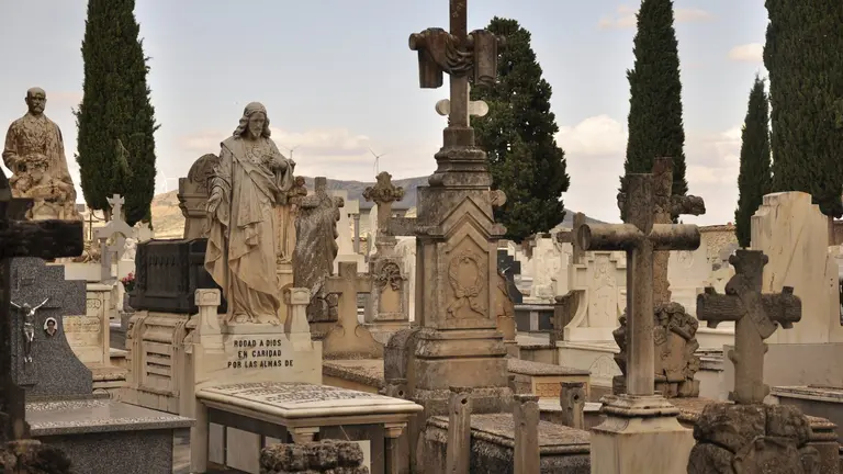 Cementerio de Valdepe&ntilde;as