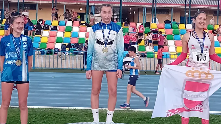 MARIA MAR&Iacute;N CAMPEONA CASTILLA LA MANCHA DE JABALINA SUB14