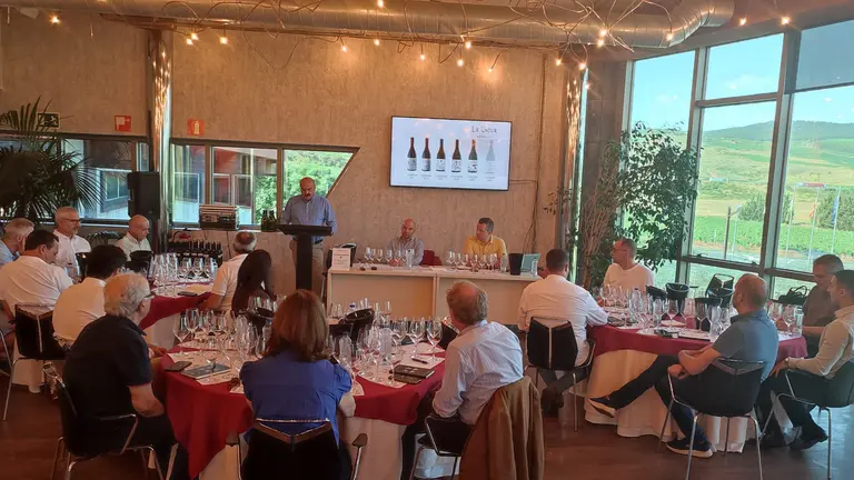 CATA LA UNICA - PAGOS DEL REY 00  (3)