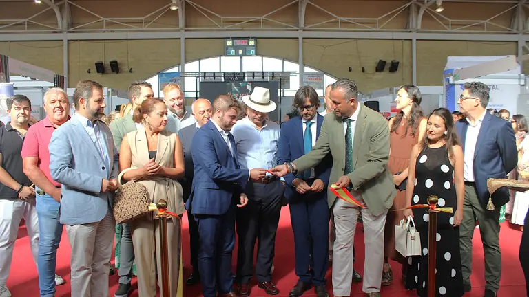 Miguel D&iacute;az Brazales en inauguraci&oacute;n Mencatur 2