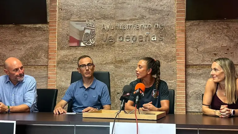 Presentaci&oacute;n DEKA Manchego