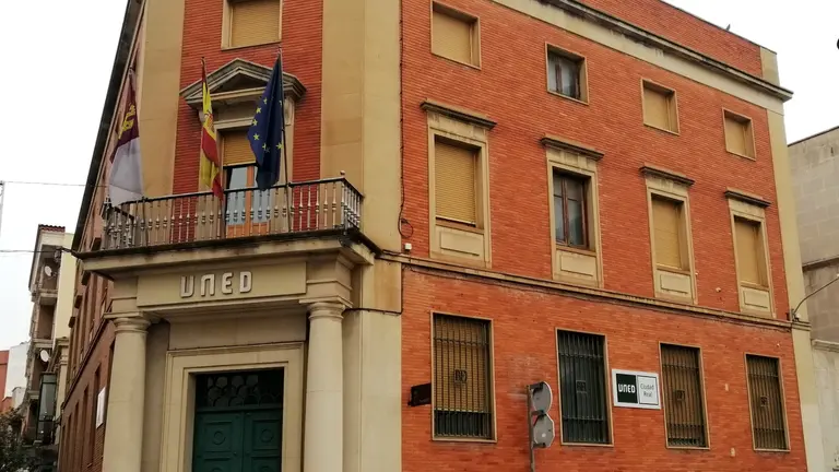 UNED Valdepe&ntilde;as