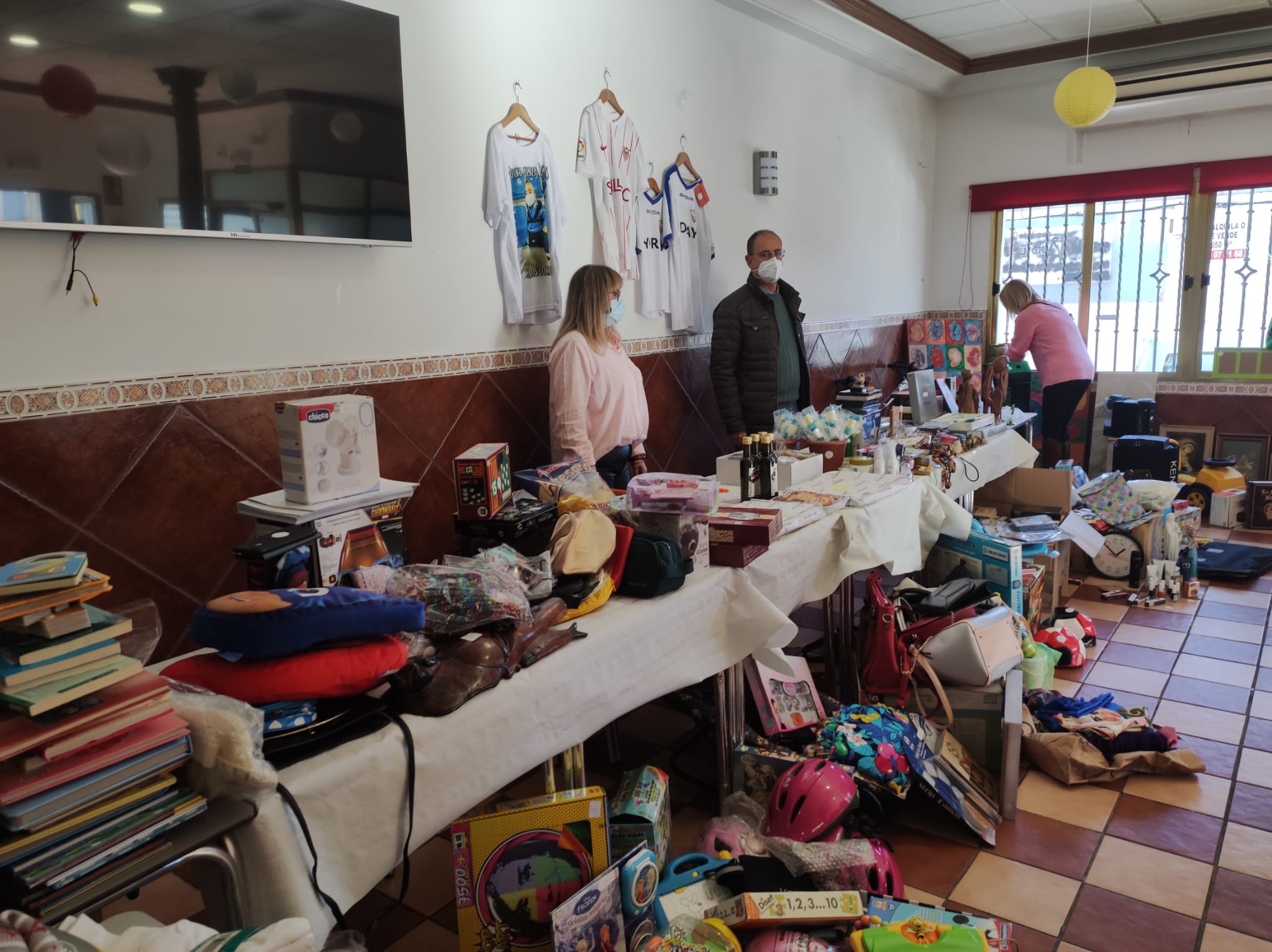 II Mercadillo Solidario a beneficio de Hugo