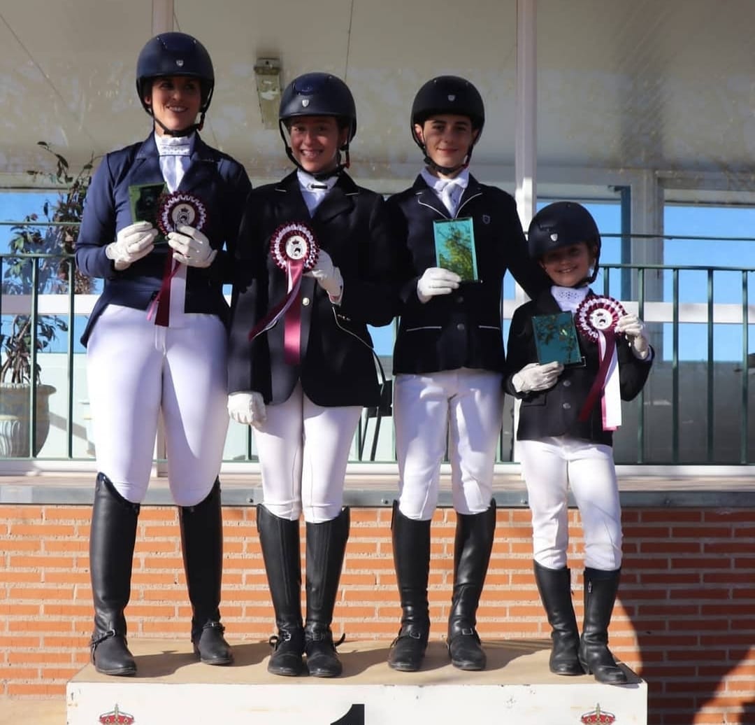 Jinetes del Centro Valdeduende en el Campeonato de Castilla-La Mancha