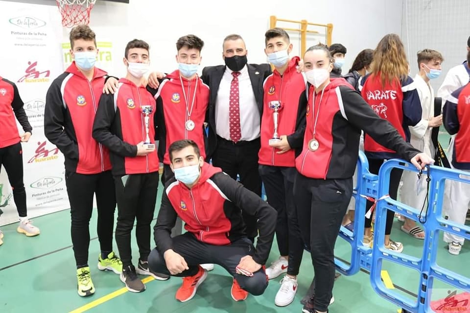 Club Okinawa Valdepeñas2