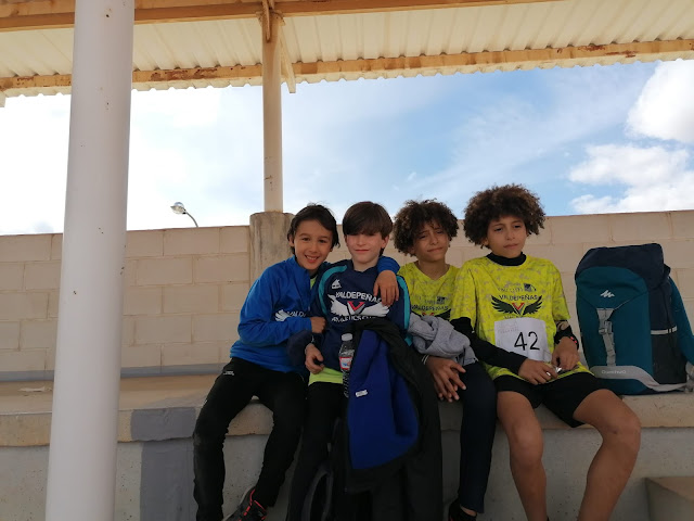 Atletas del Valdepeñas Athletics Club Sistemas Valcom 2