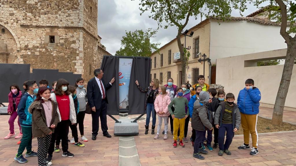 Exposición fotográfica en Santa Cruz de Mudela por el 40 aniversario del Estatuto de Autonomía
