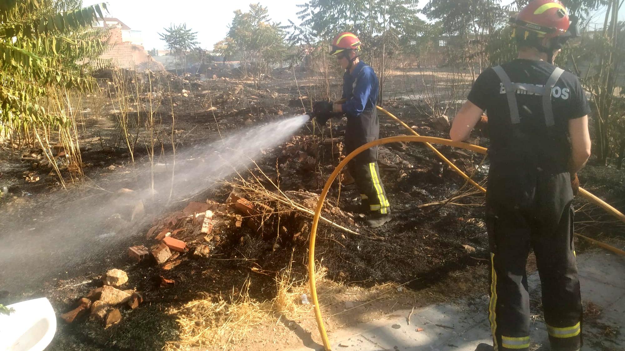 Incendio de los dos solares en Valdepeñas