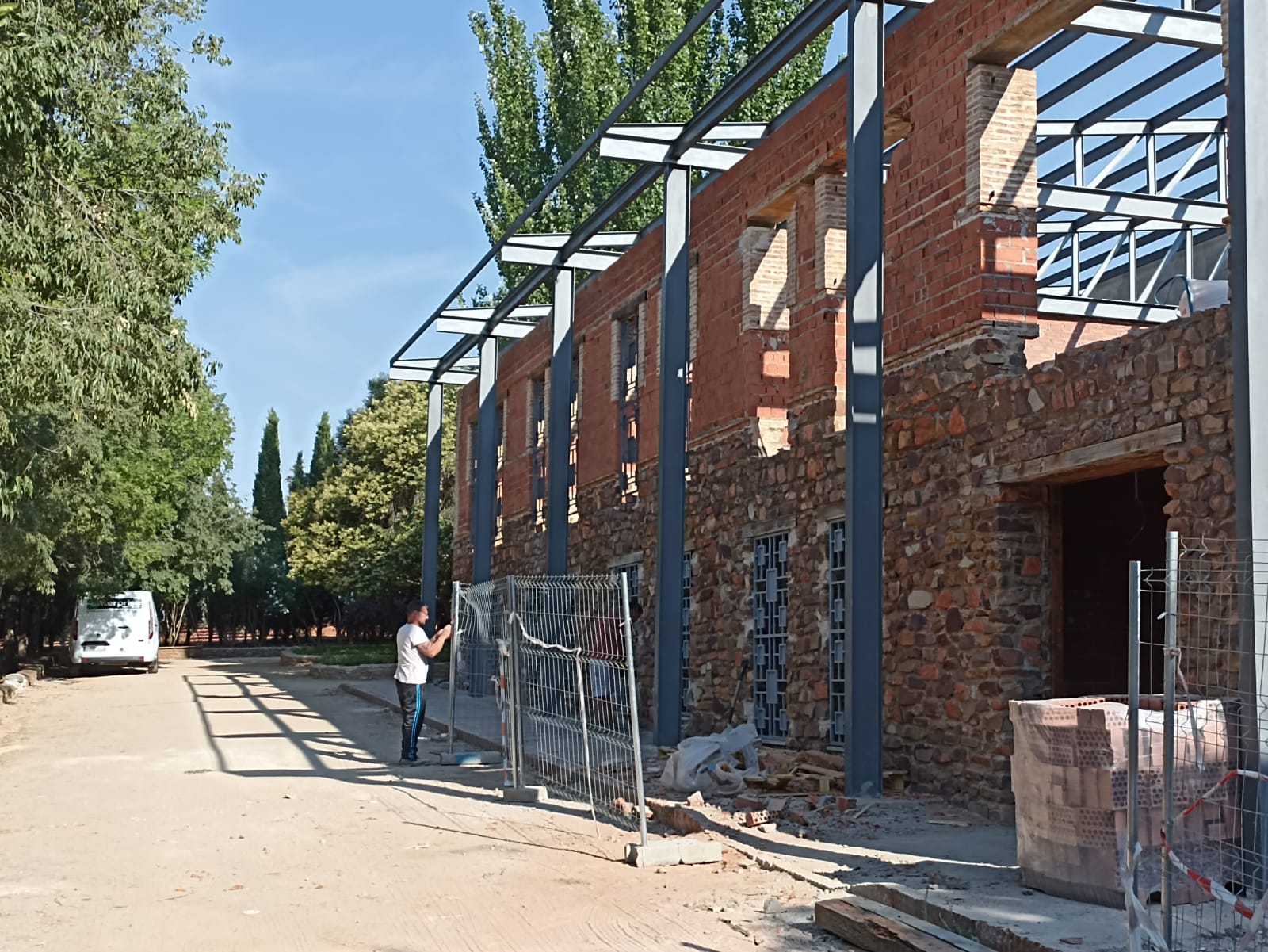 Obras del albergue del Cerro de las Cabeza