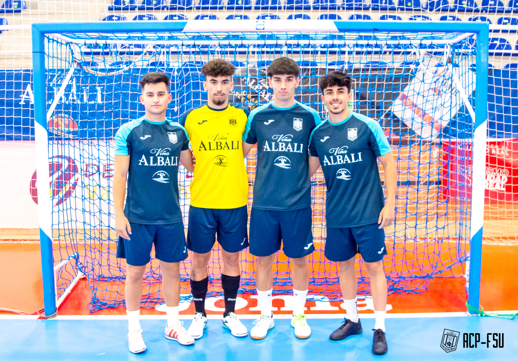 Jugadores del filial del Viña Albali Valdepeñas en el primer entrenamiento de la temporada 2022-2023

Foto: ACP-FSV