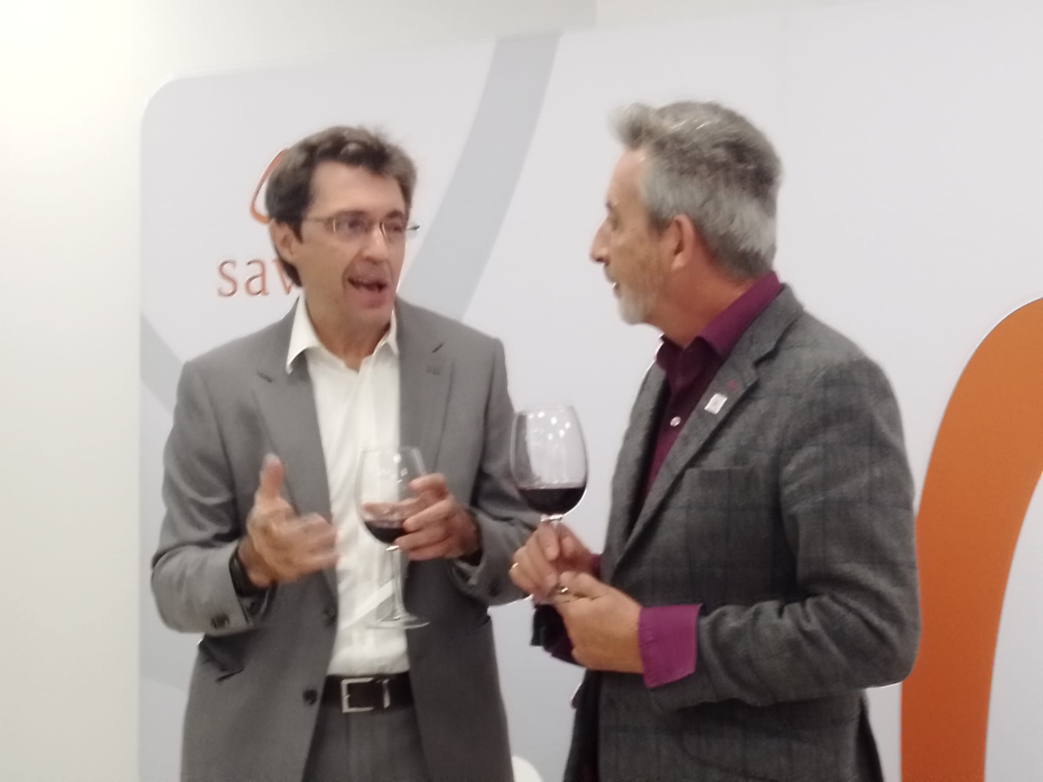 Luis Posadas CEO DE SAVIA con el alcalde de Valdepeñas