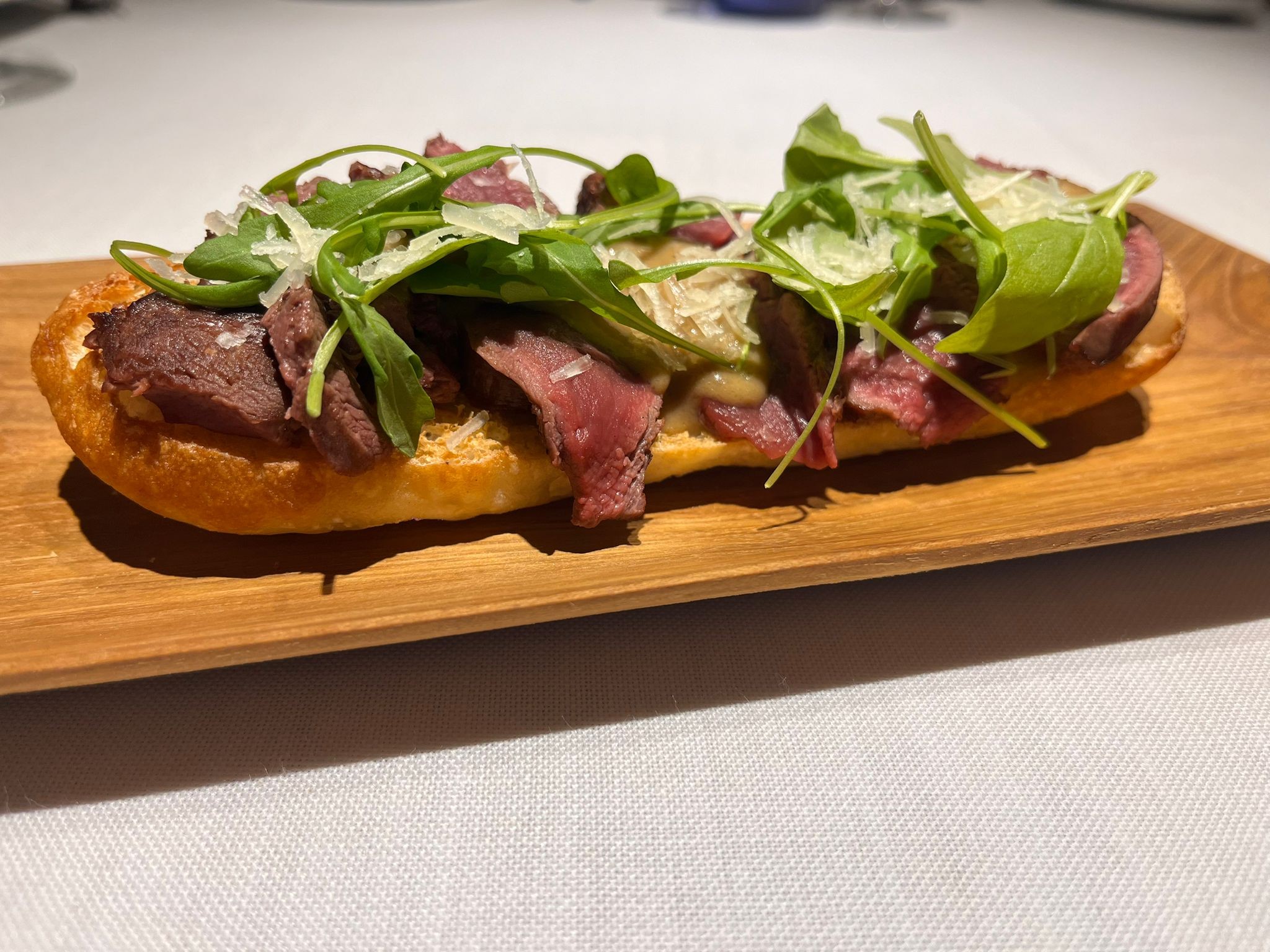 tosta de solomillo de ciervo