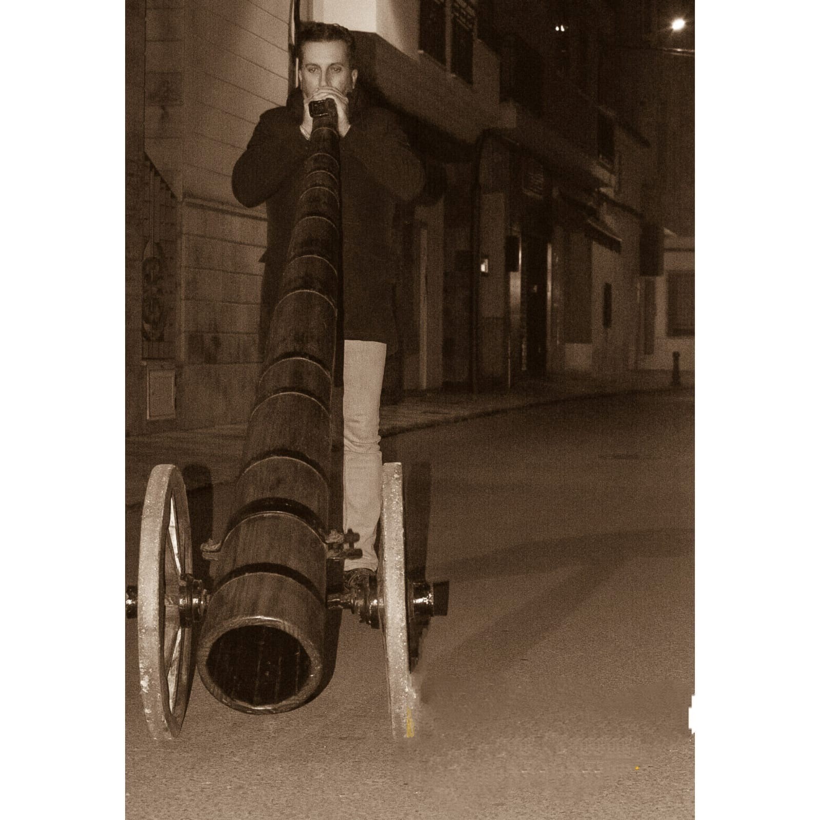 CALZADA_Bocina