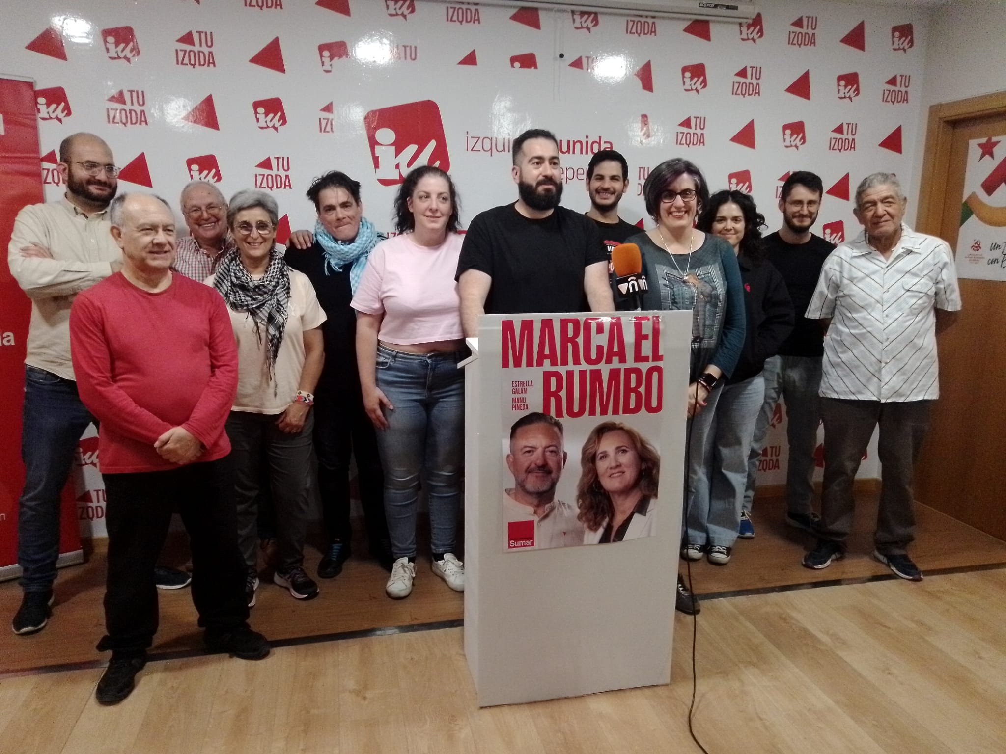 Miembros de SUMAR en el arranque de campaña