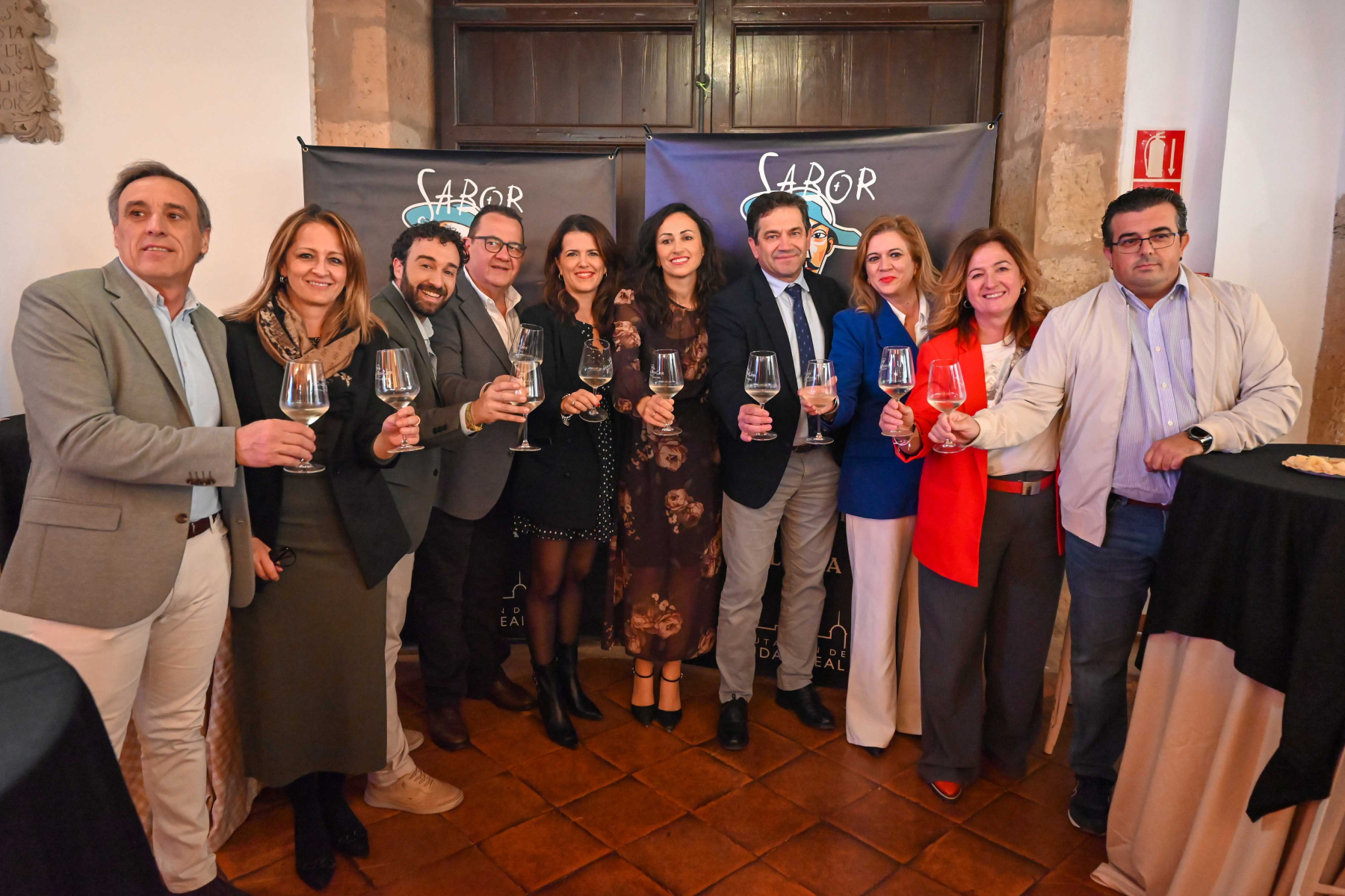 112f5a33a8163f3c254ac49f62d0a9ee_4_XL