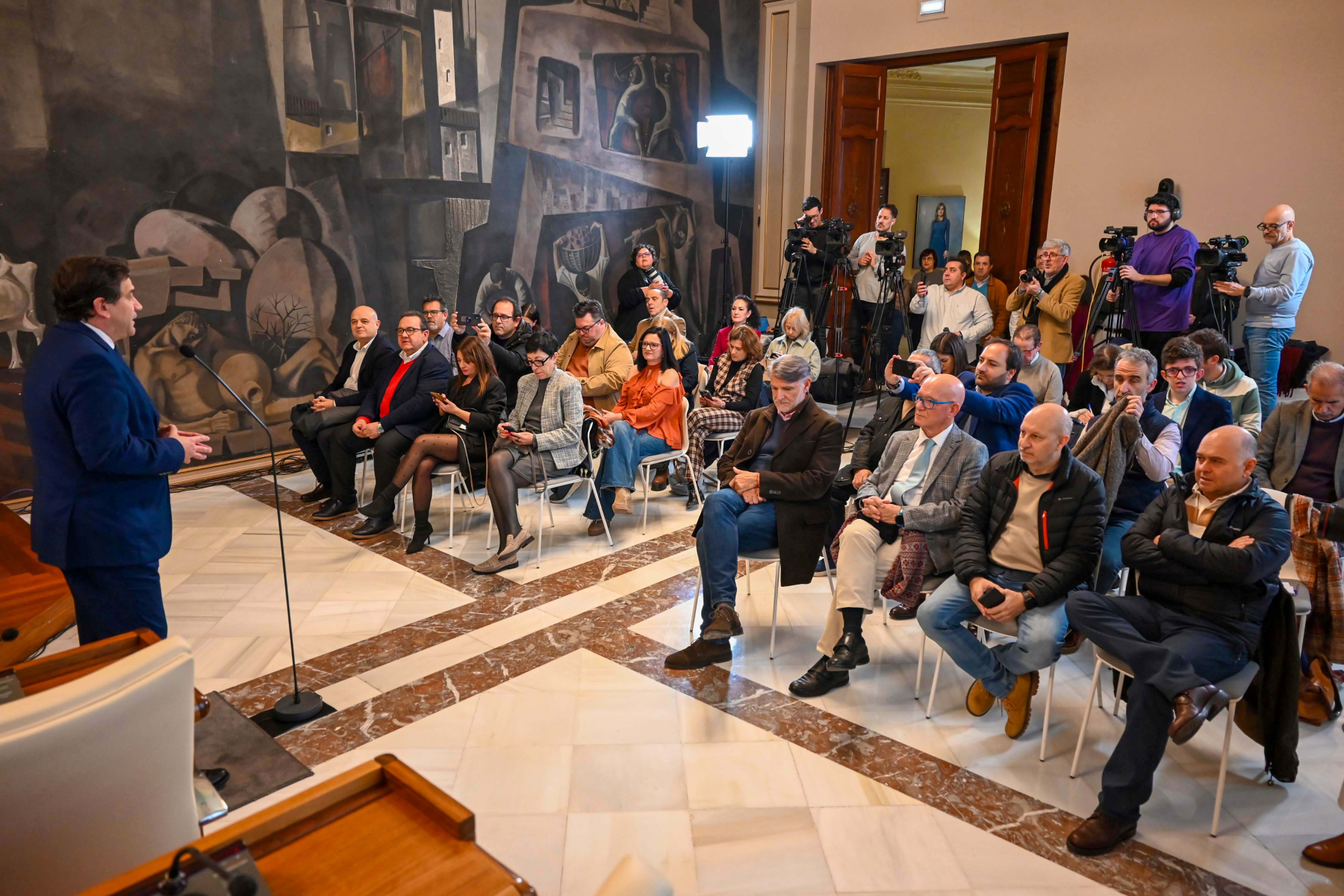 4b0e4f9f9285dd3c59989d6743c0d6de_6_XL