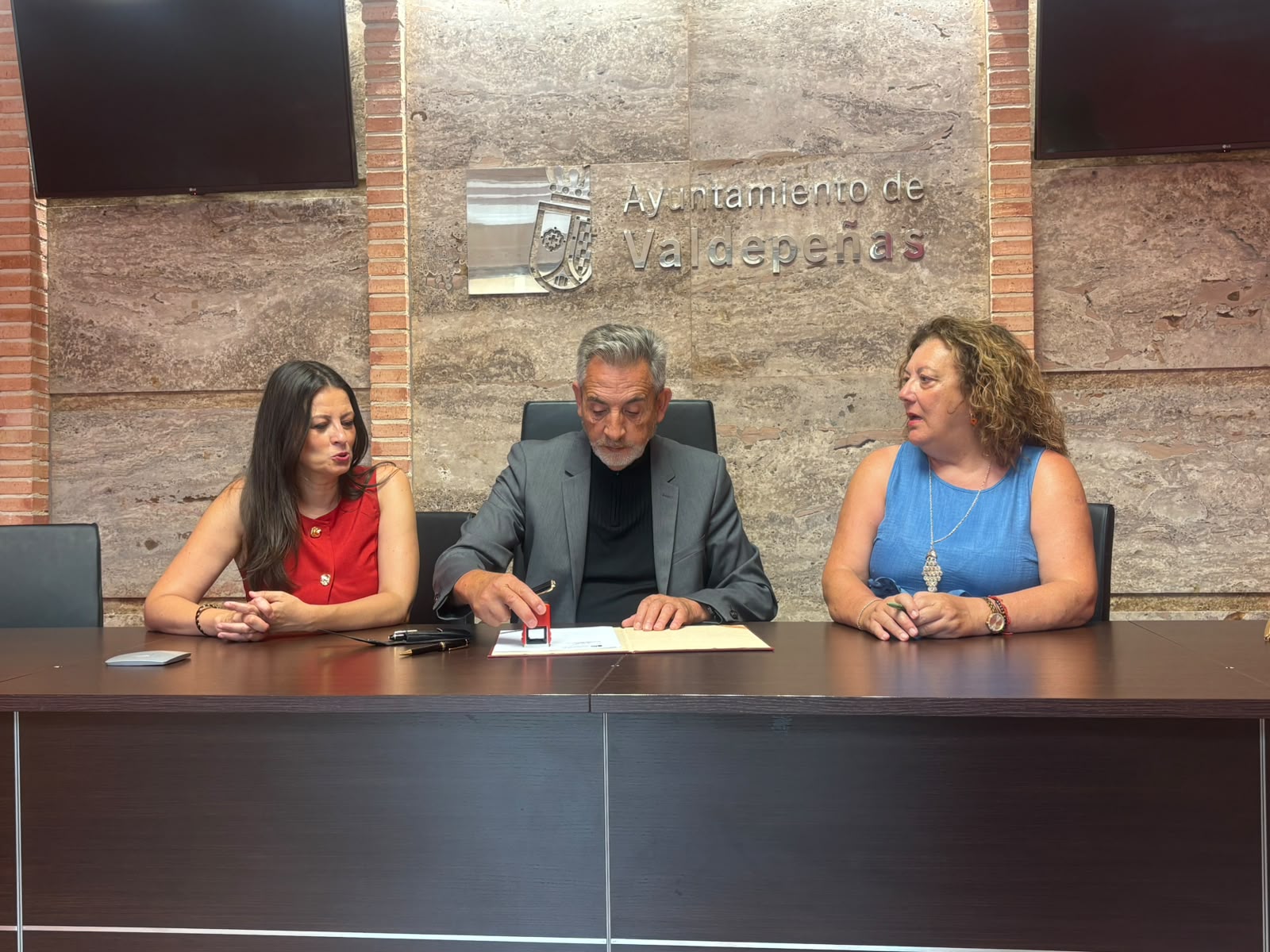 Momento de la firma