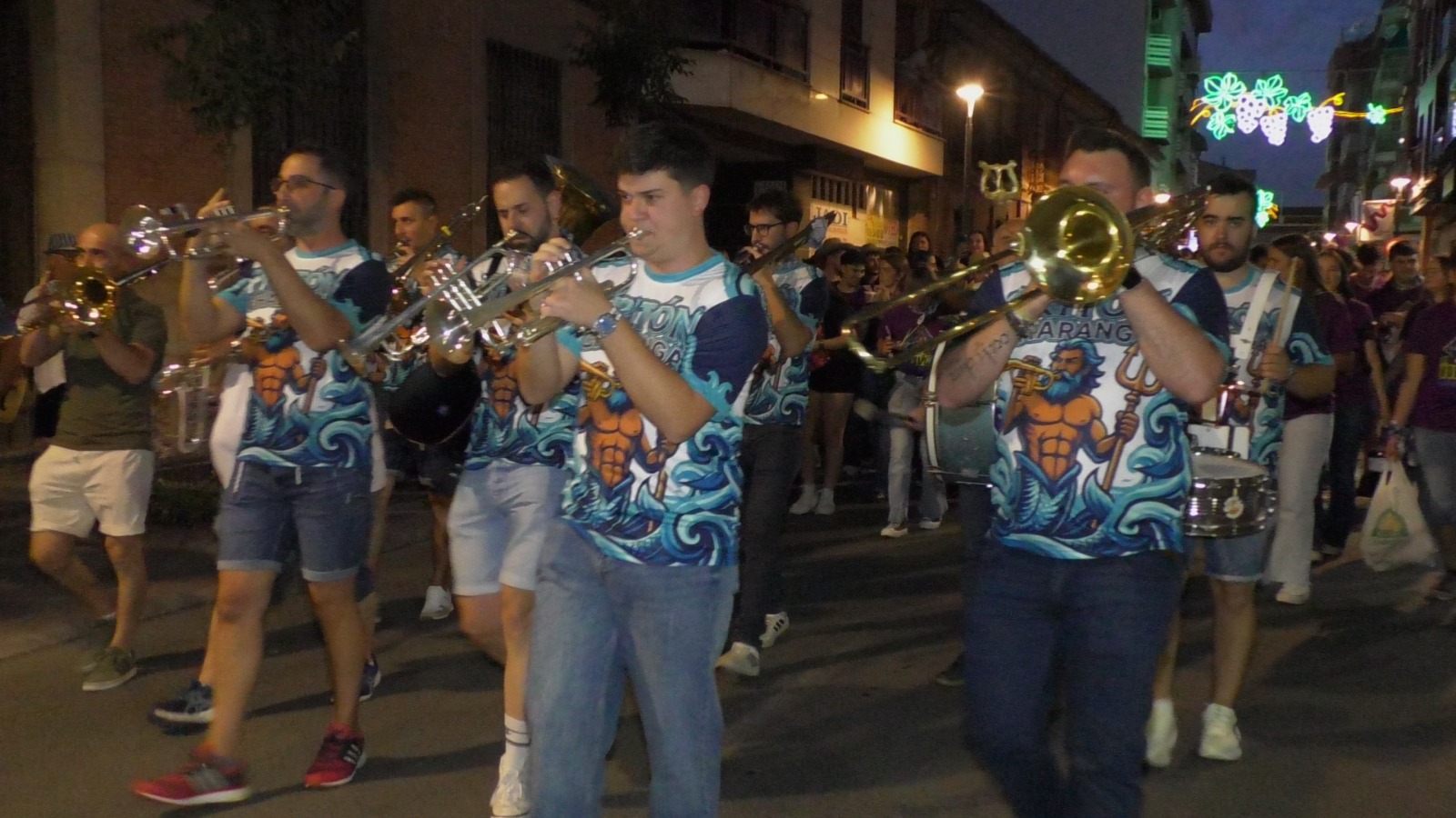 Desfile de peñas Fiestas del Vino 2026 (2)