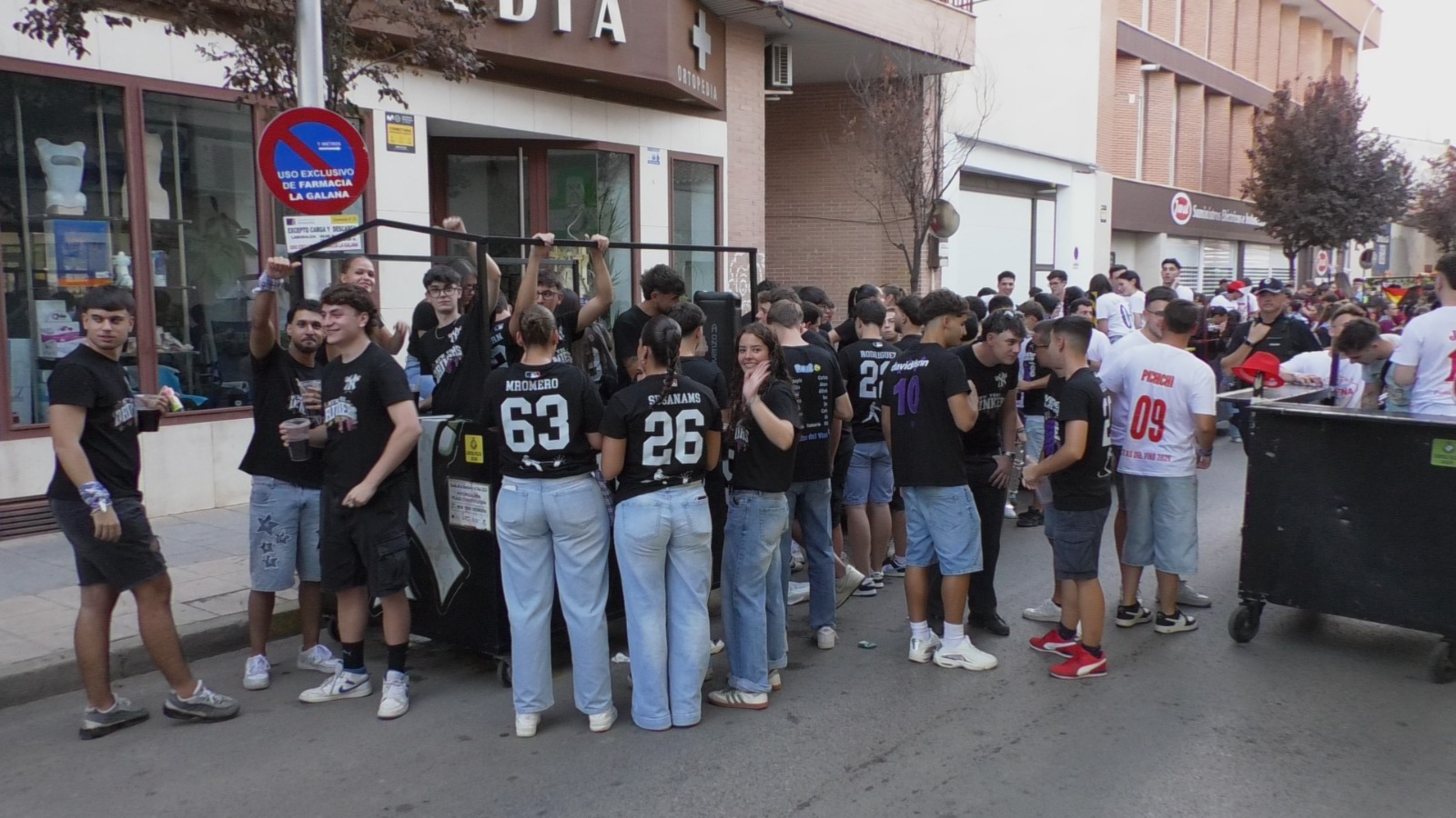 Desfile de peñas Fiestas del Vino 2026 (4)